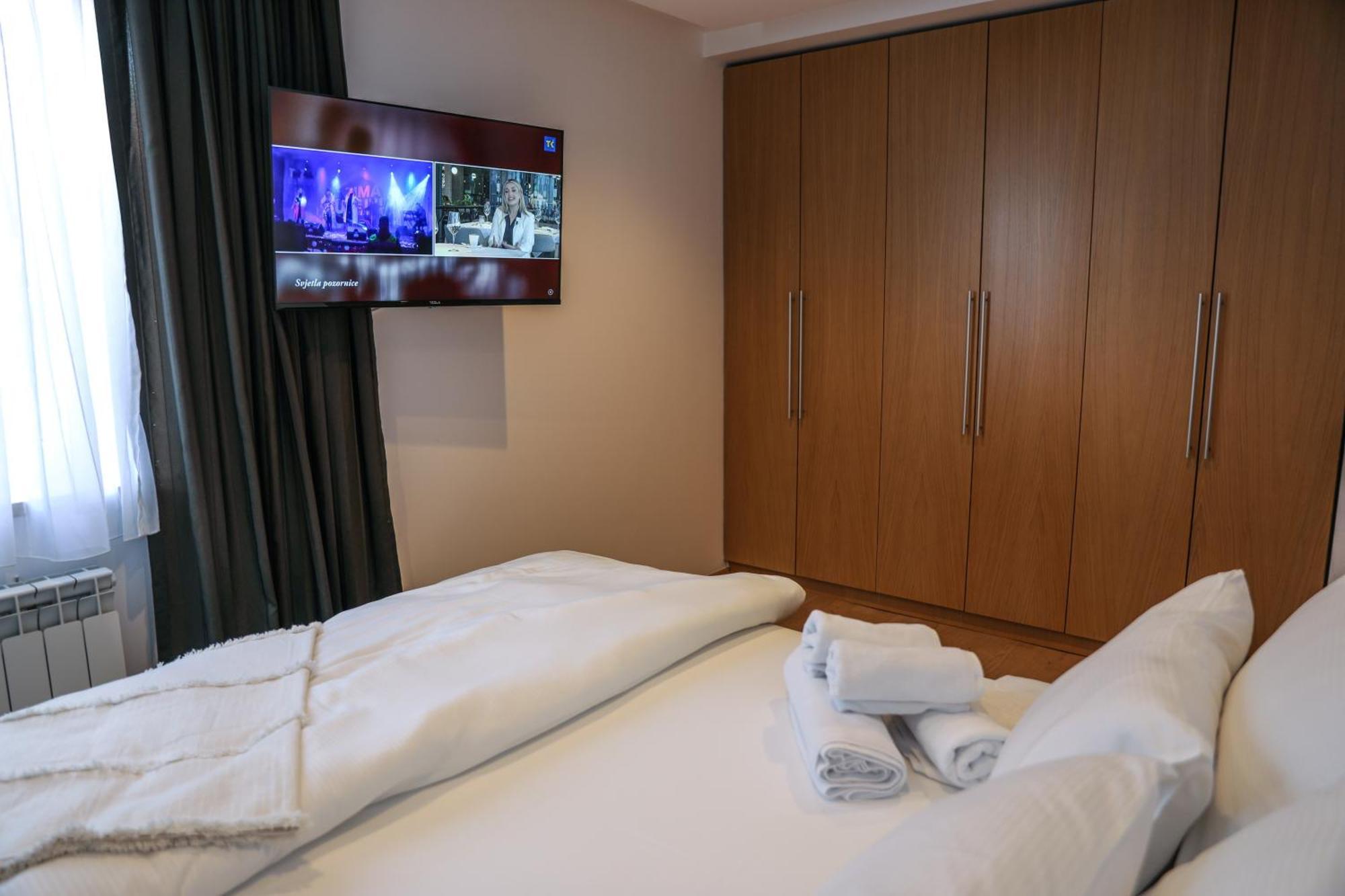 Studio Apartments Visit Point Сараєво Екстер'єр фото
