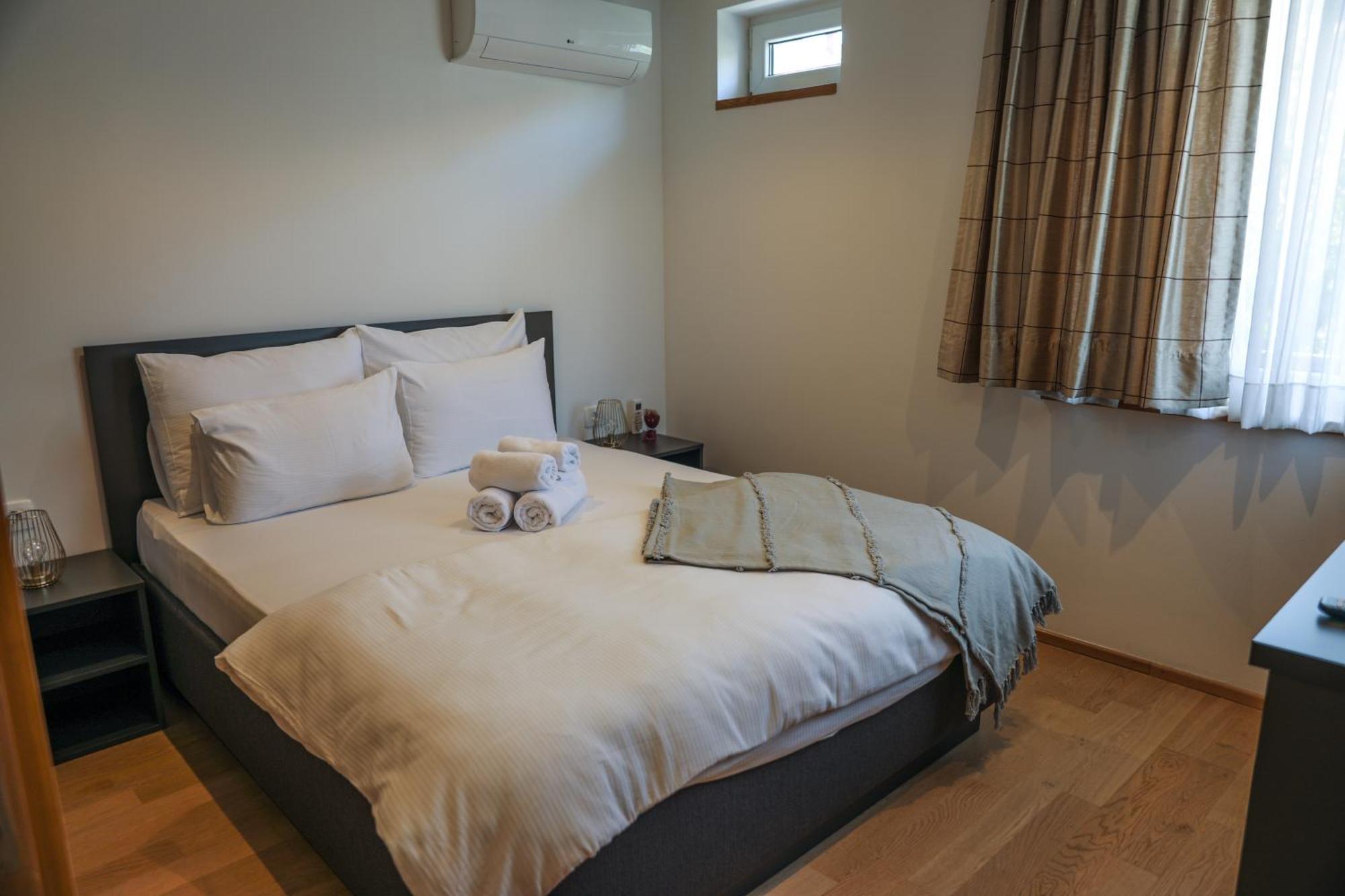Studio Apartments Visit Point Сараєво Екстер'єр фото