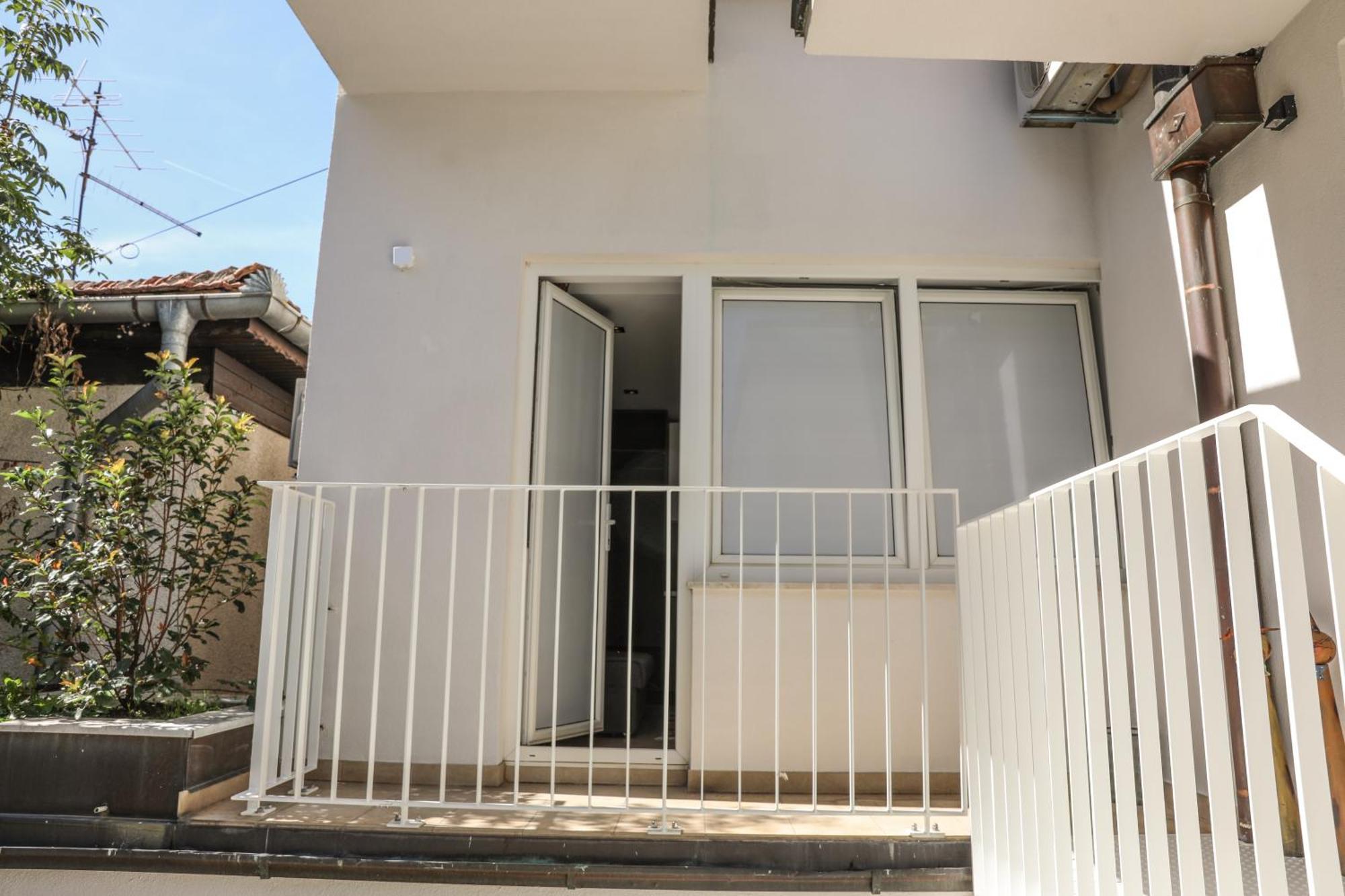 Studio Apartments Visit Point Сараєво Екстер'єр фото
